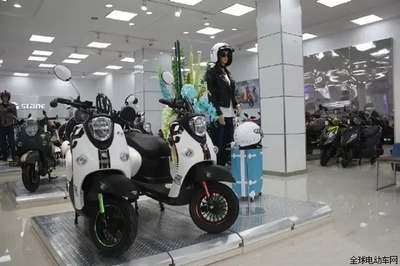 2016年，電動車行業邁向時尚新紀元